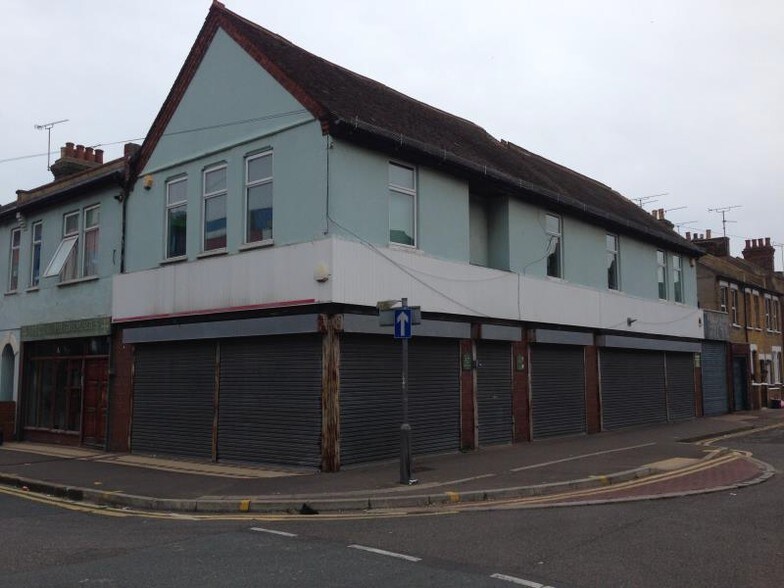 57 Queens Rd, Southend On Sea SS1 1LT UK