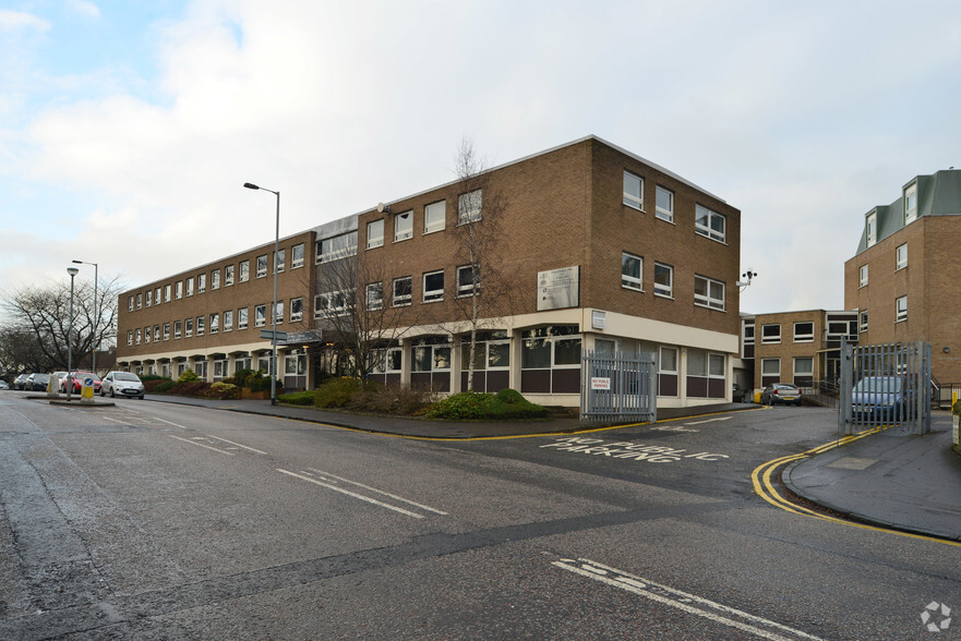 Ladywell Rd, Edinburgh for rent - Building Photo - Image 1 of 7