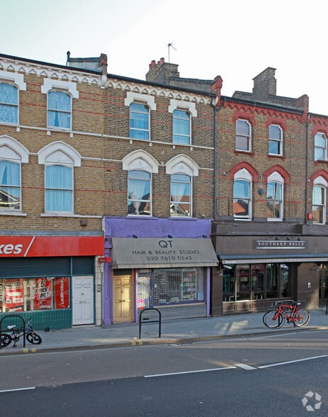 173 Fulham Palace Rd, London to rent - Building Photo - Image 2 of 17