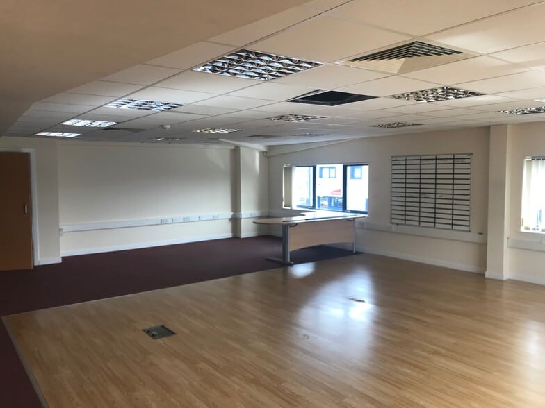 7A Queensberry Av, Glasgow for sale - Building Photo - Image 3 of 14