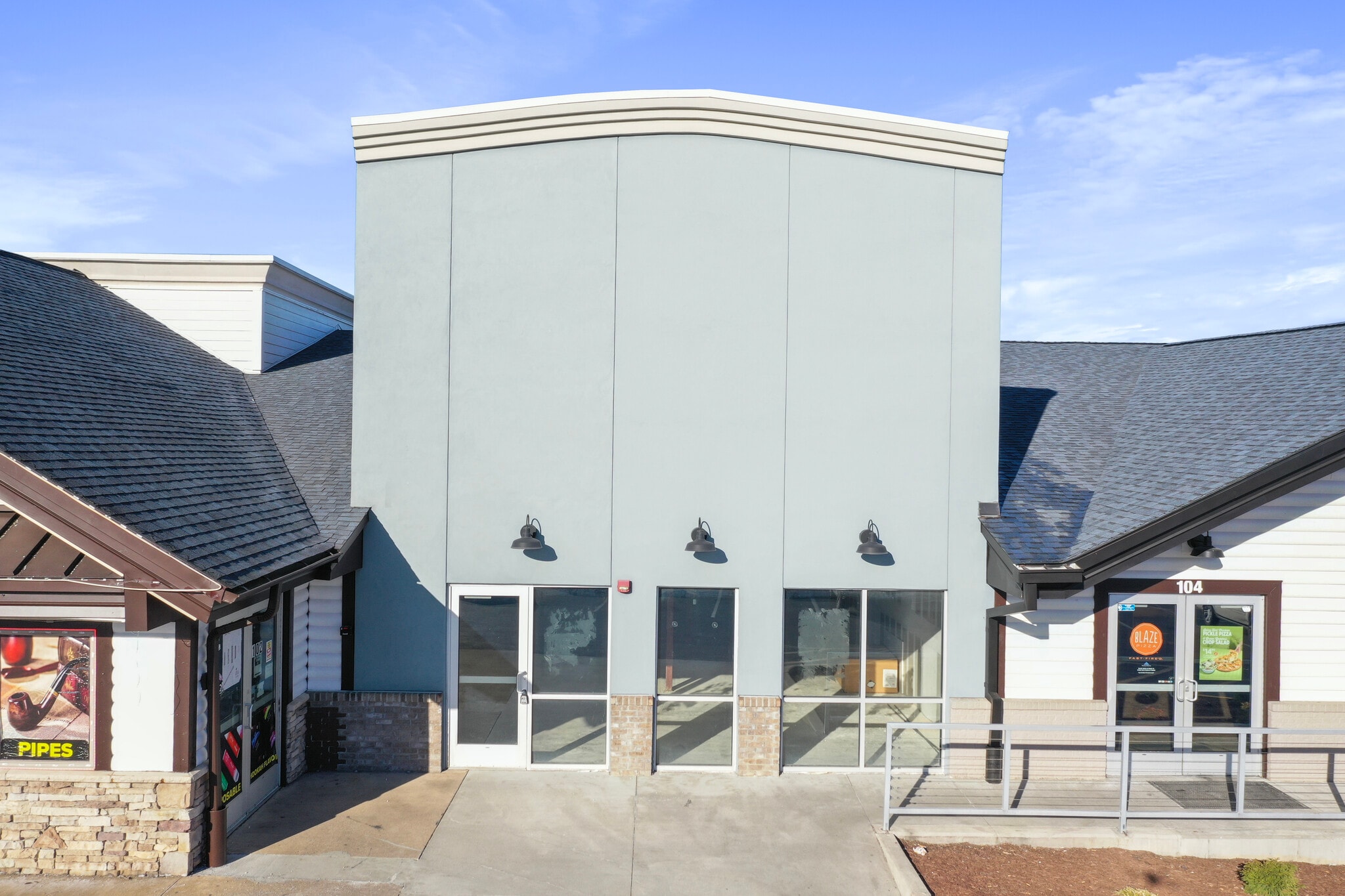 925 Foxcroft Ave, Martinsburg, WV to rent Building Photo- Image 1 of 11