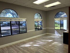 1700 McMullen Booth Rd, Clearwater, FL for rent Interior Photo- Image 2 of 13