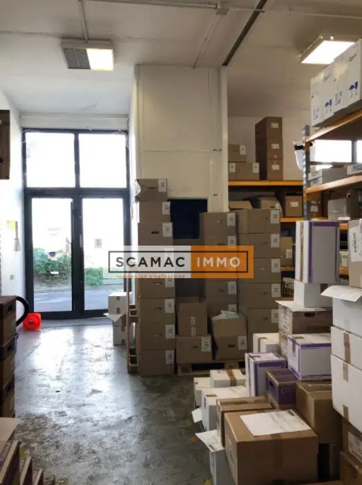 Industrial in Vanves to rent Interior Photo- Image 1 of 9