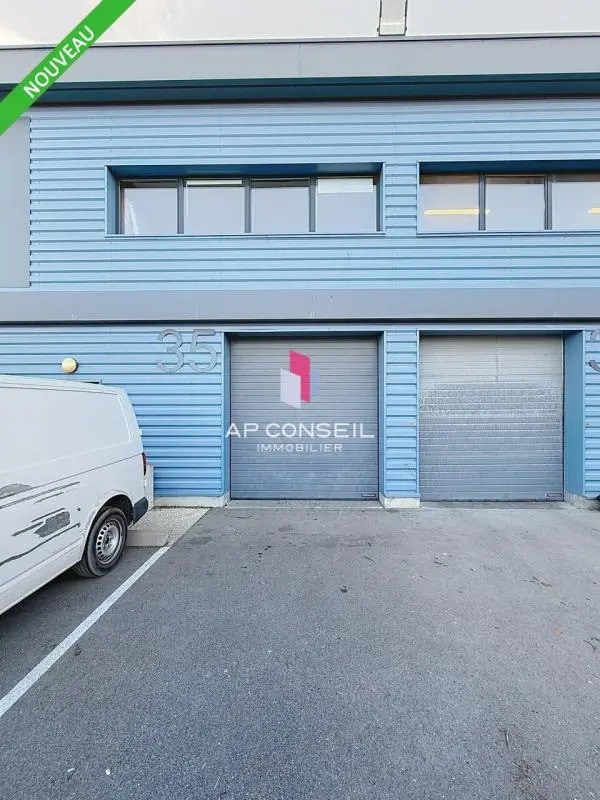 Location Local d'activités 153 m² - Photo 1