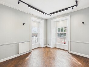 1 South Tay St, Dundee to rent Interior Photo- Image 1 of 5