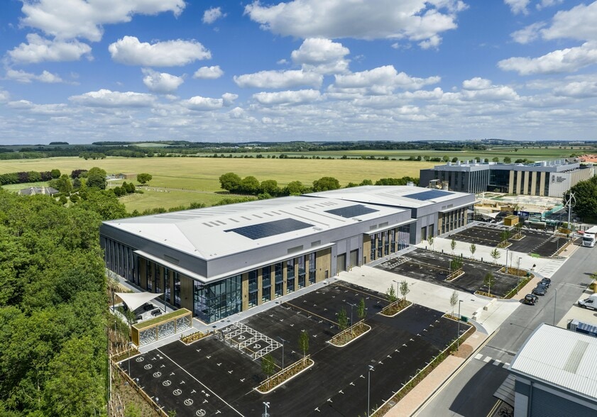 West Way, Cambridge to rent - Building Photo - Image 3 of 13