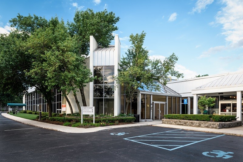 666 Lexington Ave, Mount Kisco, NY 10549 UK