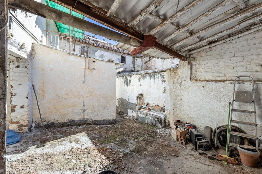 Calle Manuel de Góngora, 28, Ogíjares, Granada for sale - Interior Photo - Image 3 of 19