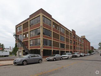 More details for 419 E Oliver St, Baltimore, MD - Light Industrial for Sale