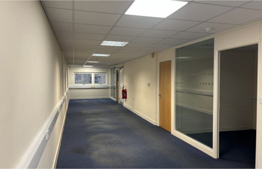 Gordon Mews, Brighton for sale - Interior Photo - Image 3 of 6