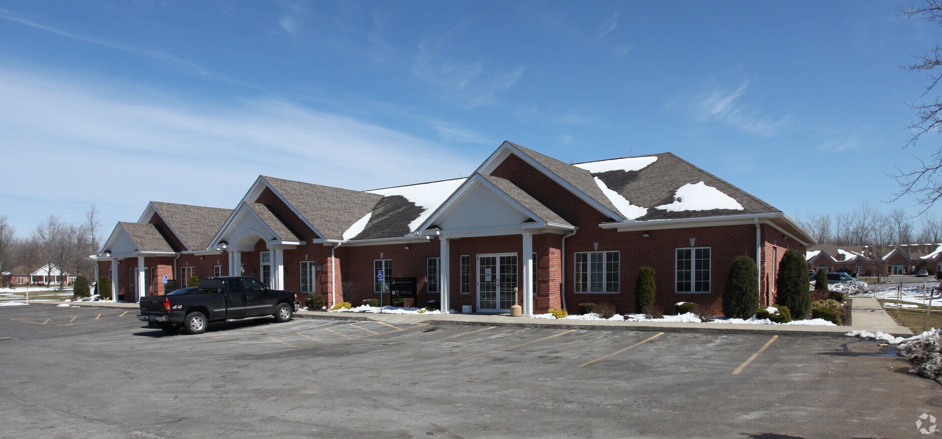 770 Davison Rd, Lockport 14094 UK