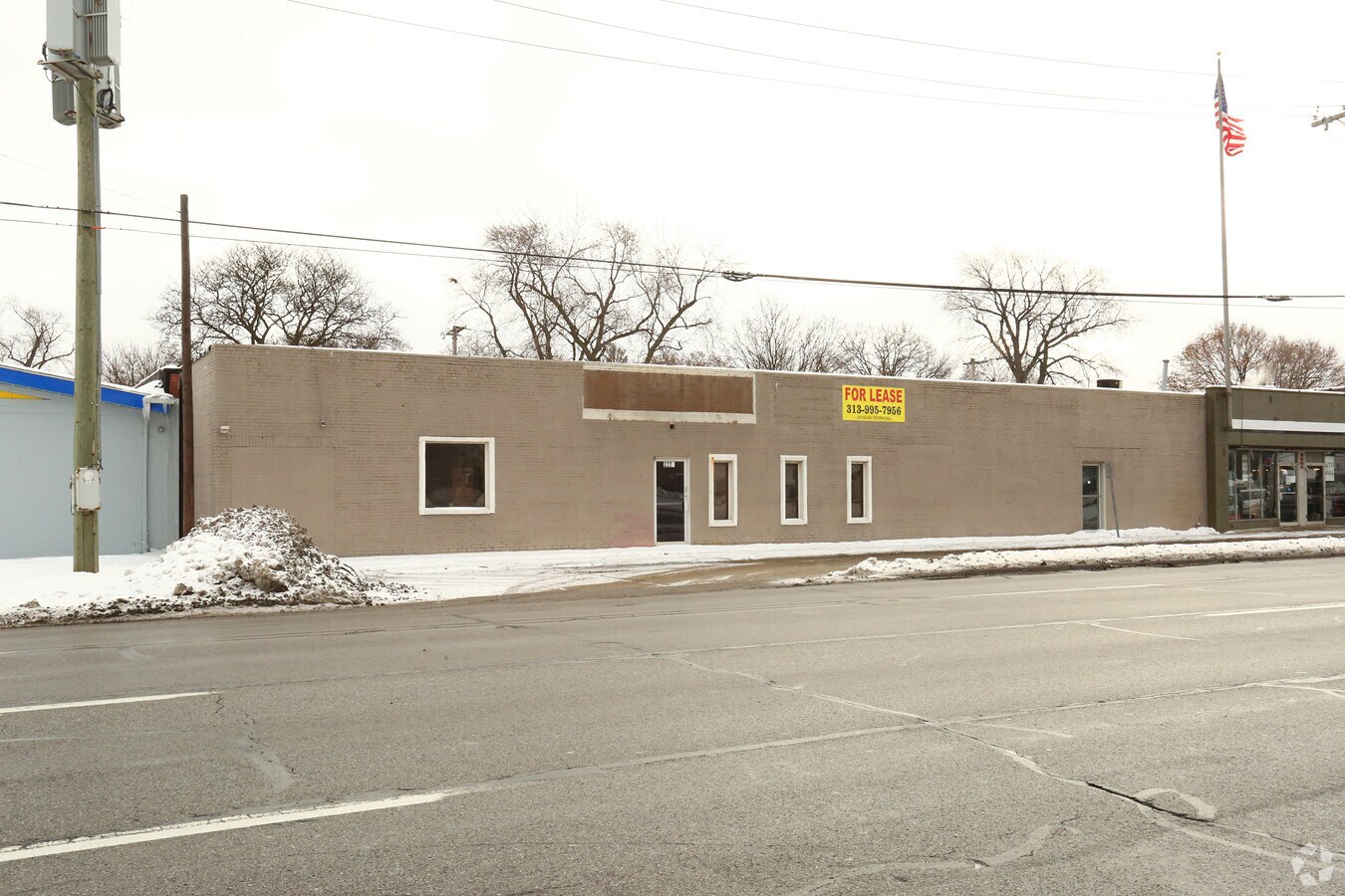 2220 N Telegraph Rd, Dearborn 48128 UK