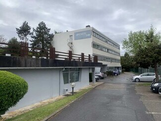 More details for 12 Rue Ampère, Igny - Office, Light Industrial to Rent