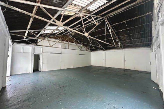 16 Mimram Rd, Hertford to rent - Building Photo - Image 3 of 20