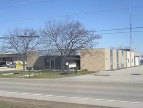 2140-2144 W Spencer St, Appleton, WI for sale Building Photo- Image 1 of 1