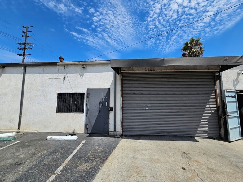 1732 E 14th St, Los Angeles, CA for rent - Building Photo - Image 3 of 9