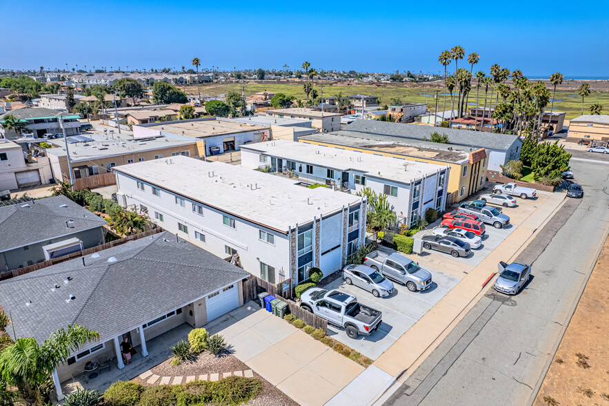 725-727 Boulevard Ave, Imperial Beach, CA for sale - Building Photo - Image 2 of 36