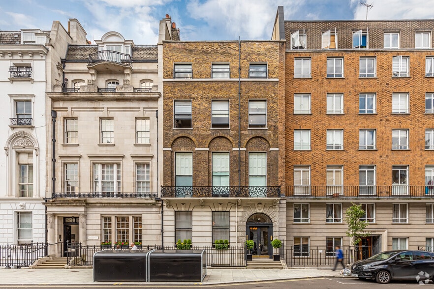 121 Harley St, London for sale - Primary Photo - Image 1 of 1
