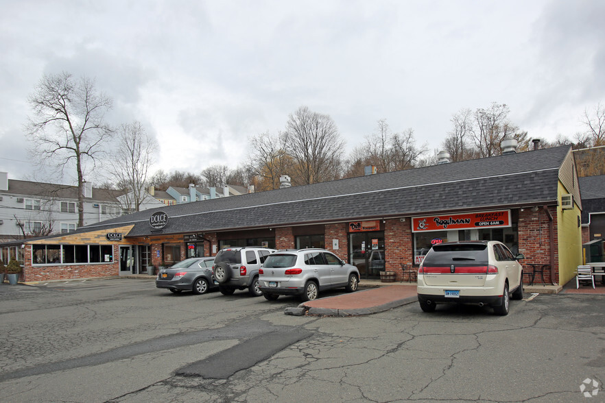 39B Mill Plain Rd, Danbury, CT for sale - Building Photo - Image 1 of 1