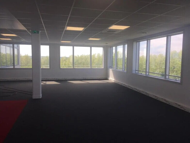 23 Allée Des Impressionnistes, Villepinte for sale - Interior Photo - Image 2 of 4