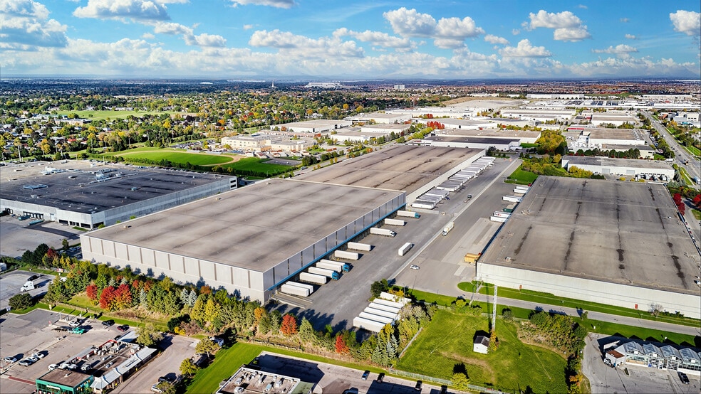 2 Bramkay St, Brampton, ON to rent - Building Photo - Image 3 of 3