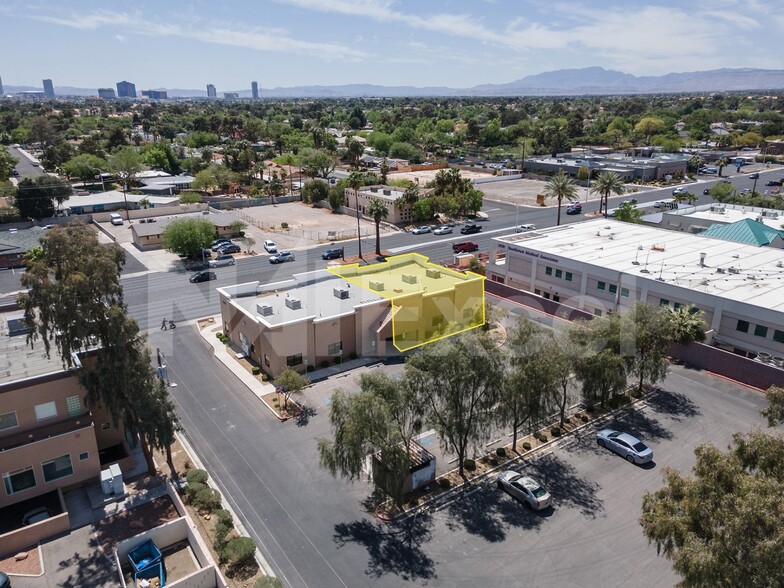 2400 W Charleston Blvd, Las Vegas, NV for sale - Building Photo - Image 1 of 1