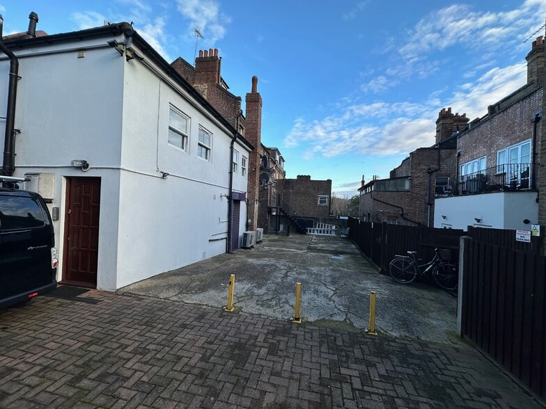 8-10A Sunnyhill Rd, London for sale - Building Photo - Image 2 of 5