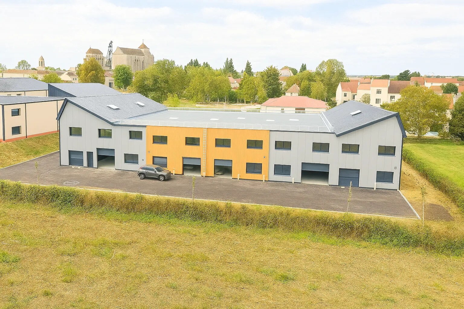 Light Industrial in Hérouville-en-Vexin for sale Building Photo- Image 1 of 9