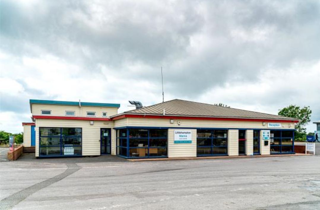 Ferry Rd, Littlehampton for sale Primary Photo- Image 1 of 1