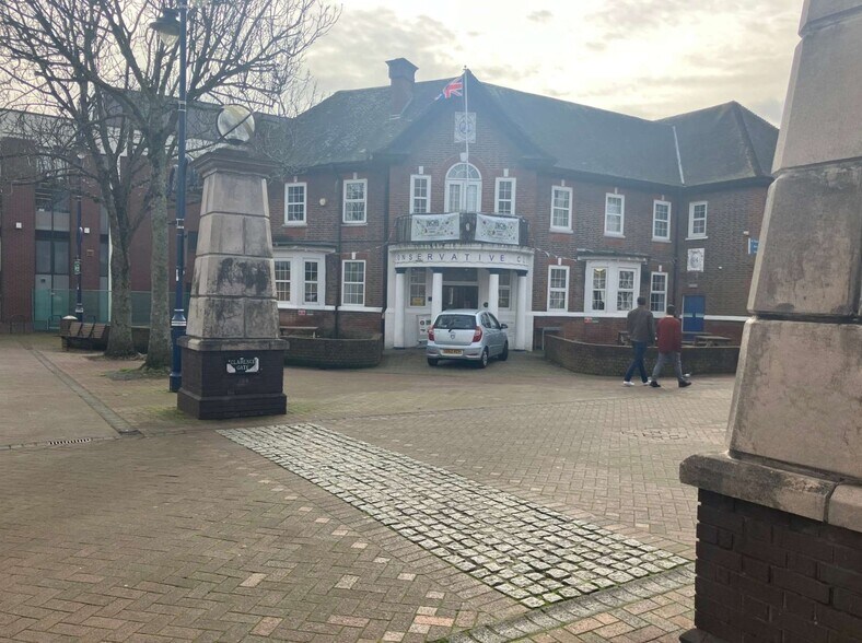 2 Walpole Rd, Gosport for sale - Primary Photo - Image 1 of 1