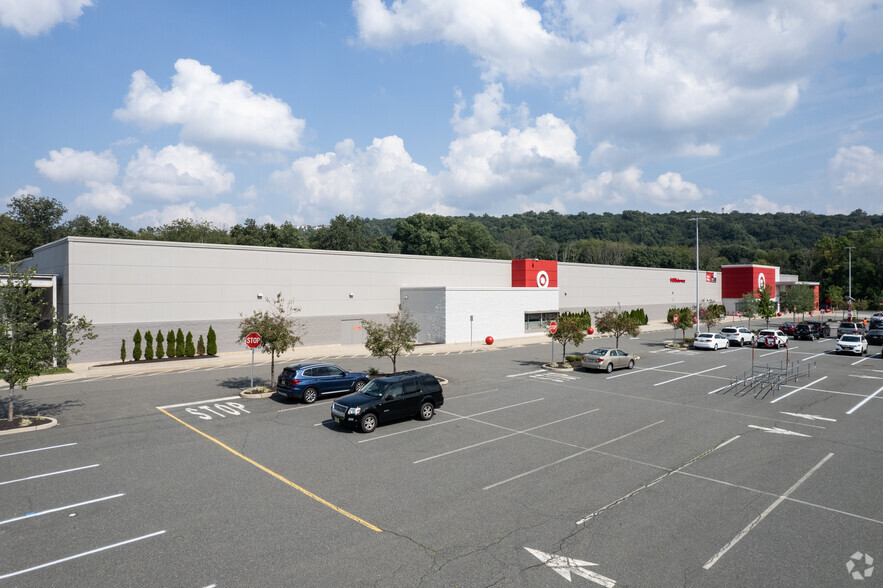 68 US Highway 46, Hackettstown, NJ for rent - Building Photo - Image 2 of 5