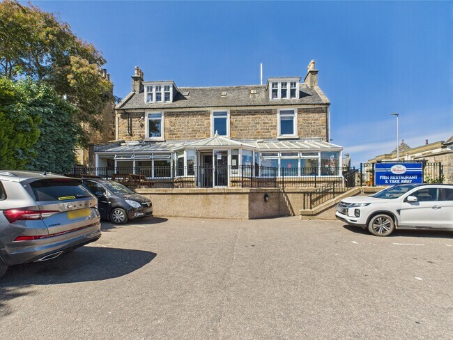 More details for 11 Moss St, Elgin - Retail for Sale