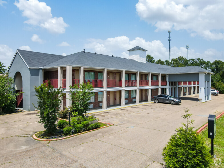 12710 Highway 45, Macon, MS for sale - Primary Photo - Image 1 of 1