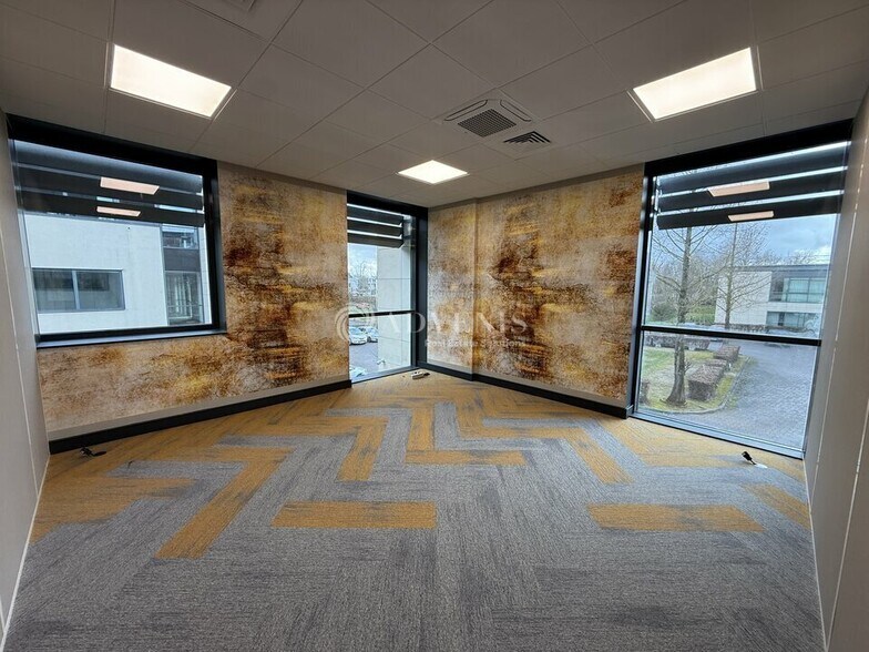 26 Boulevard Michael Faraday, Serris to rent - Building Photo - Image 2 of 12