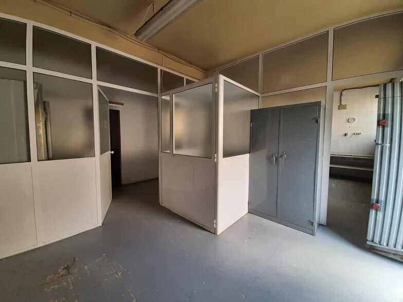 Retail in Cáceres, Cáceres for sale - Building Photo - Image 1 of 22