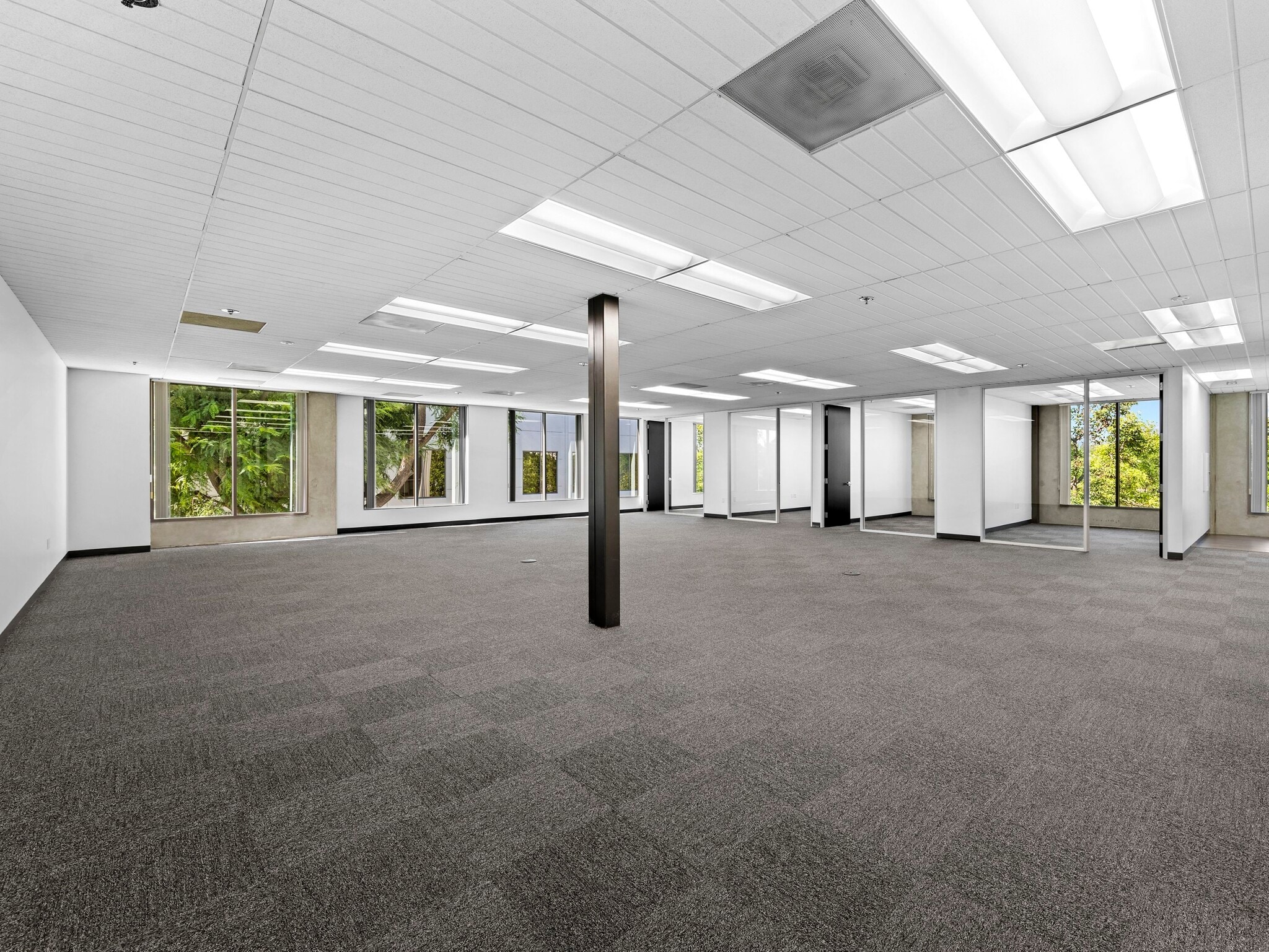 46 Discovery, Irvine, CA to rent Interior Photo- Image 1 of 15