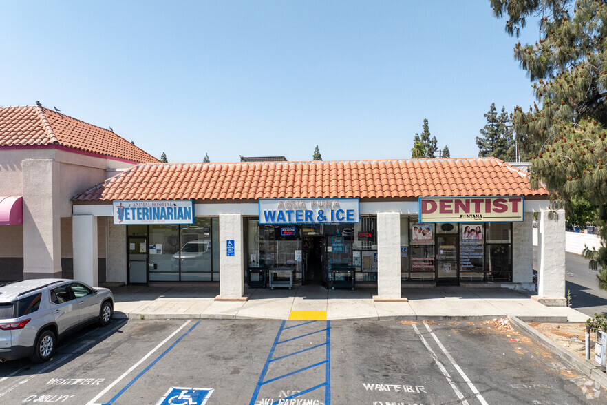 9251-9255 Sierra Ave, Fontana, CA for rent - Building Photo - Image 2 of 7