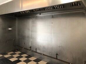 130a Snakes Ln, Woodford Green to rent Interior Photo- Image 2 of 3