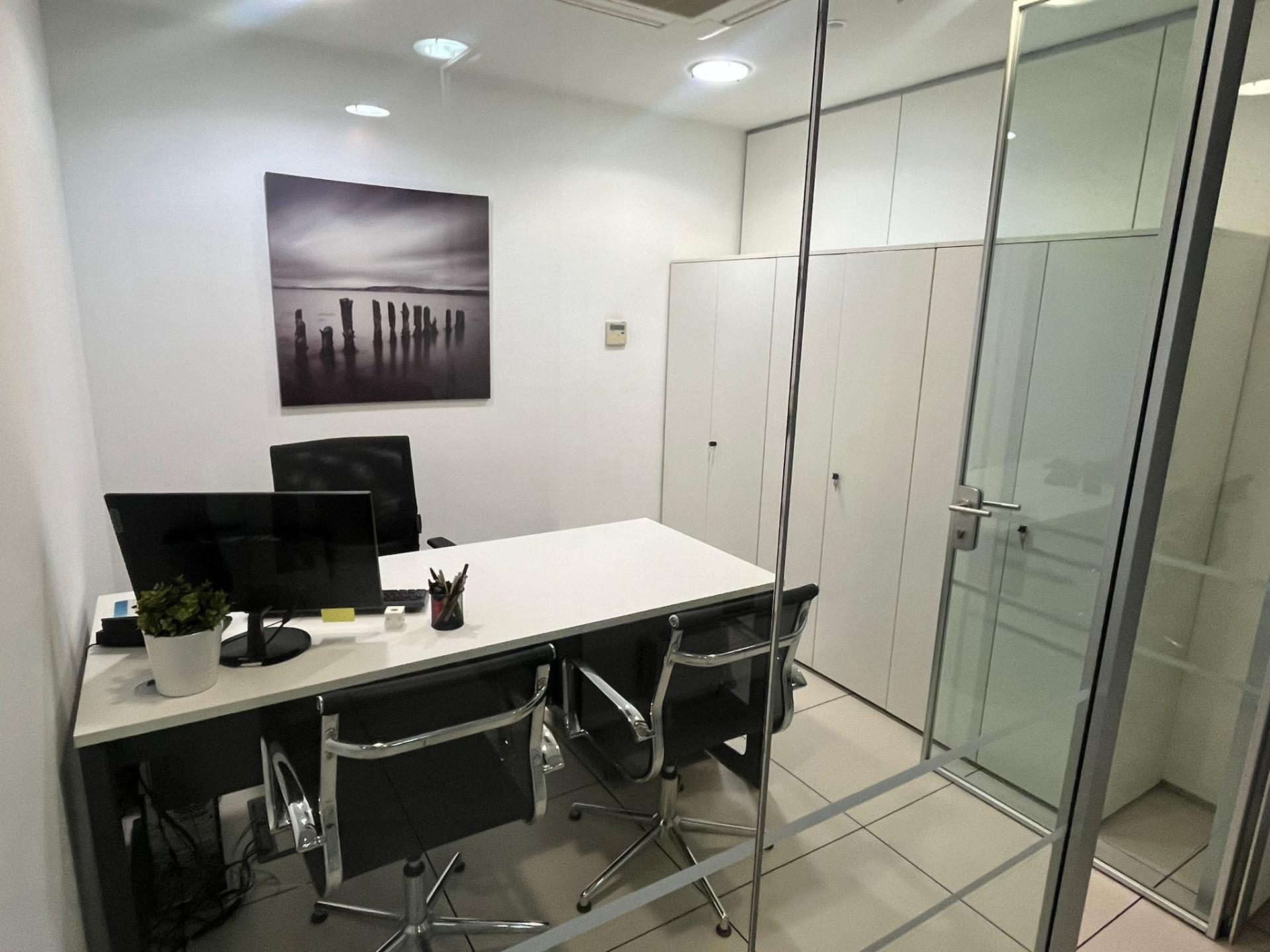 Retail in Sabadell, Barcelona to rent Interior Photo- Image 1 of 3