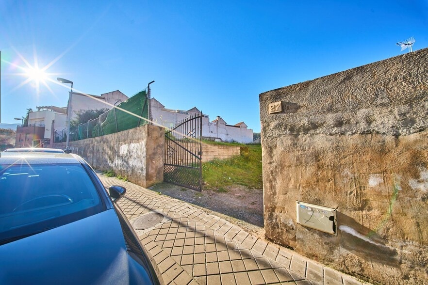 Carretera de la Sierra, 27, Granada, Granada for sale - Building Photo - Image 2 of 24