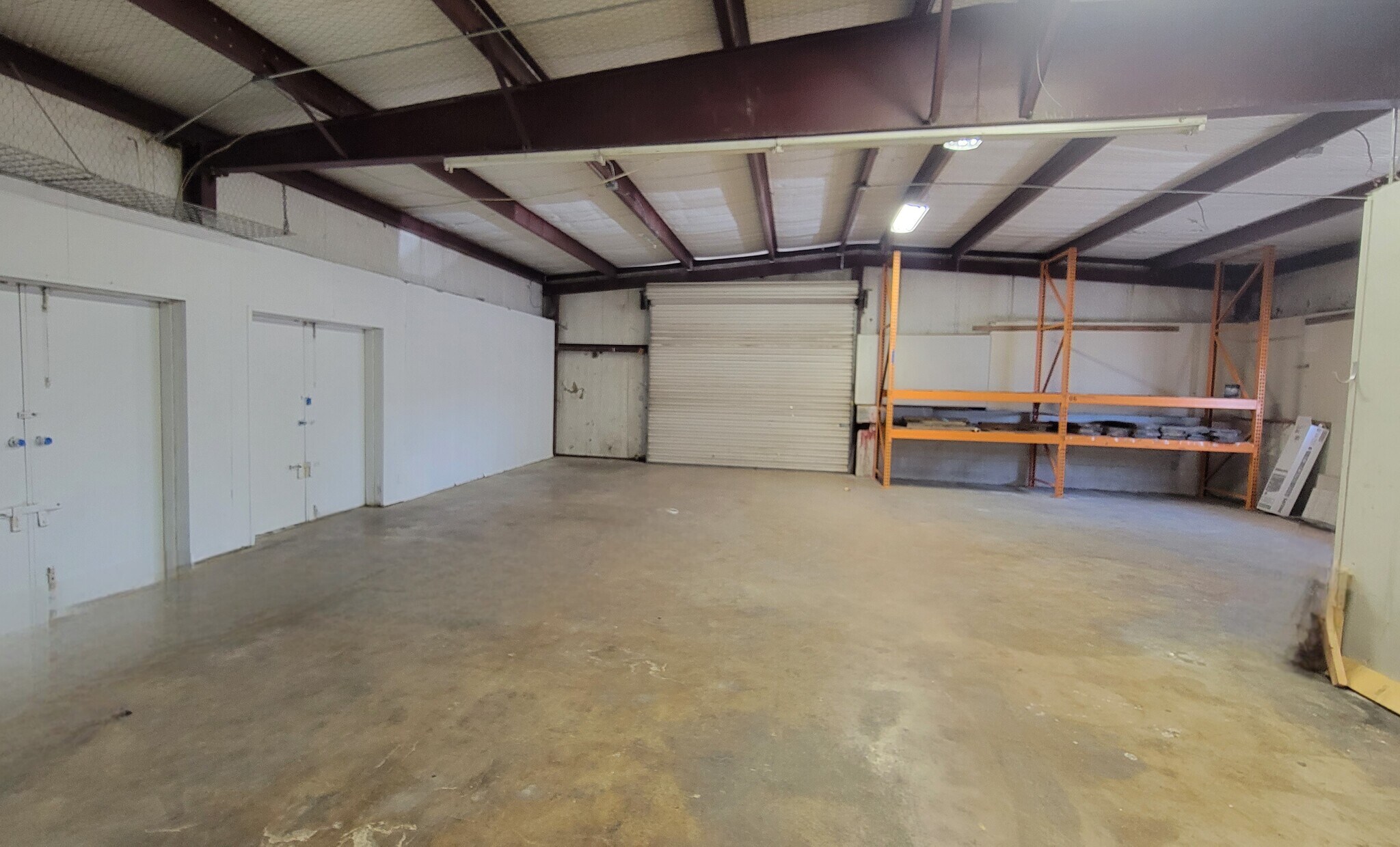 11549 Old Perrin Beitel Rd, San Antonio, TX to rent Interior Photo- Image 1 of 4