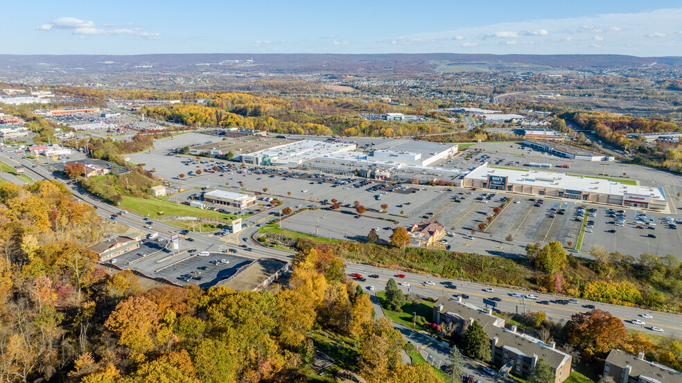 100 Viewmont Mall, Scranton, PA for rent - Building Photo - Image 1 of 1