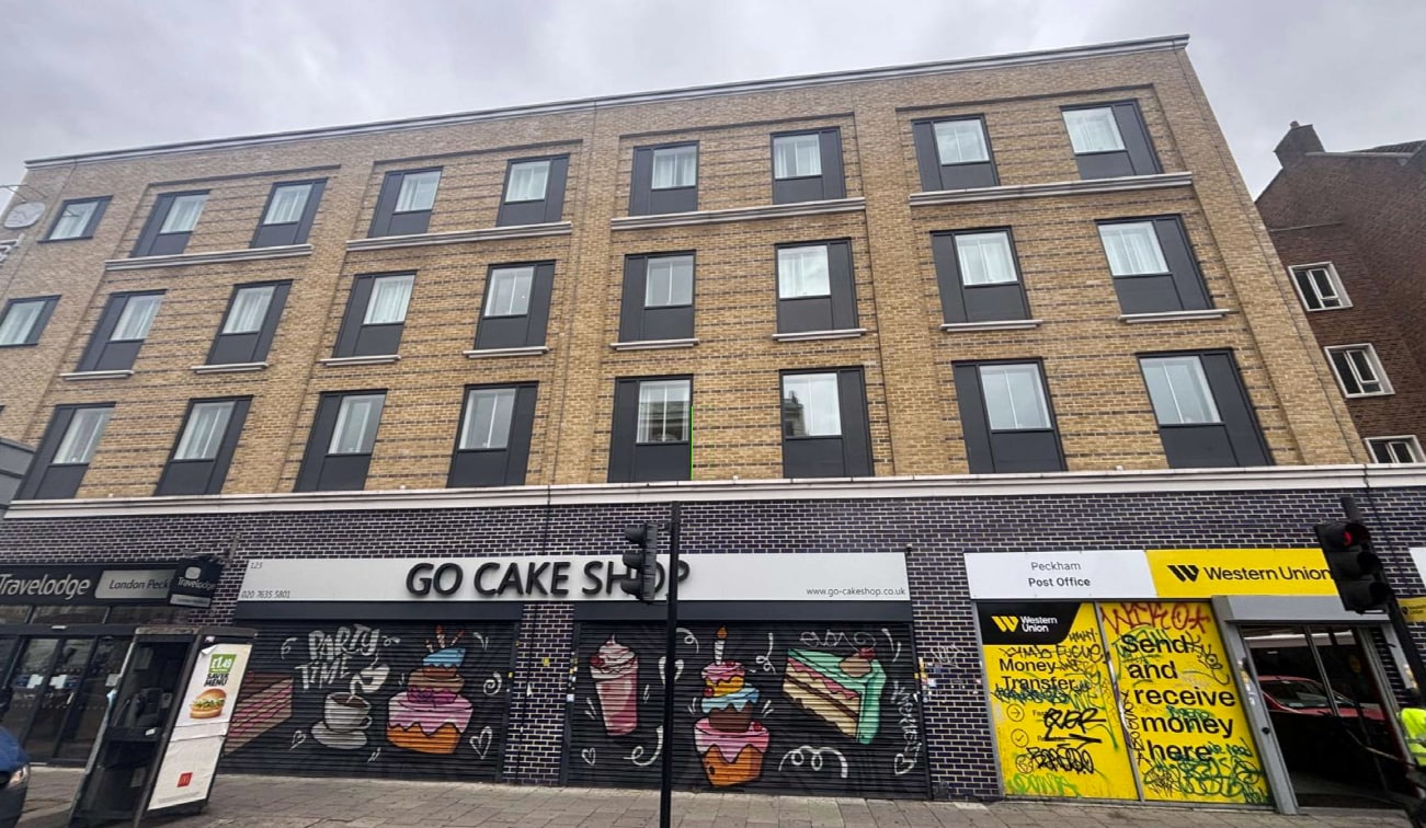121-125 Peckham High St, London to rent Building Photo- Image 1 of 4