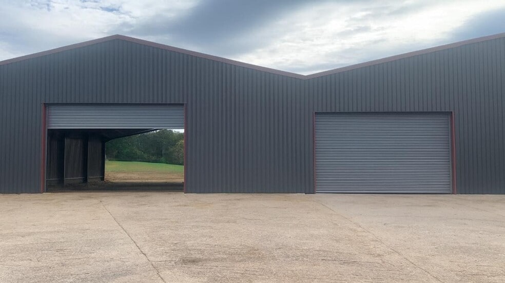 Shotton Ln, Shrewsbury to rent - Primary Photo - Image 2 of 4