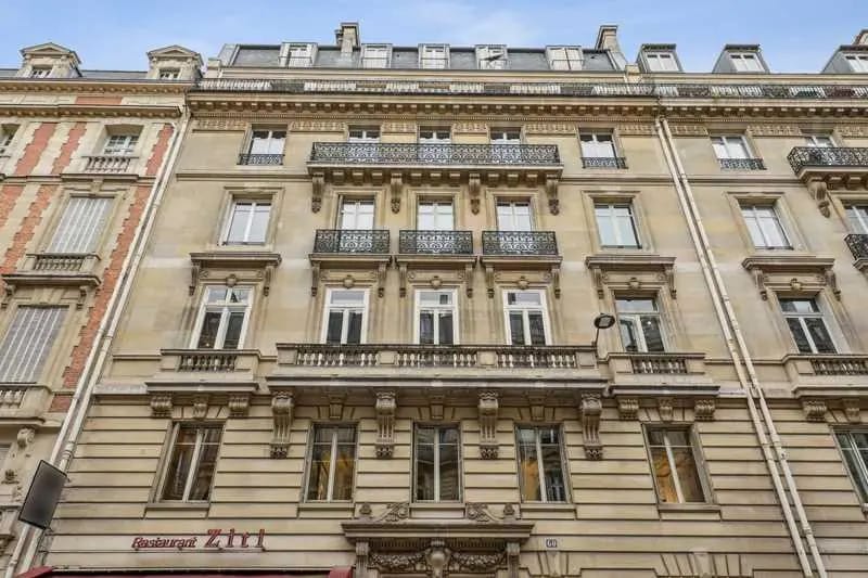 Office in Paris for sale Building Photo- Image 1 of 11