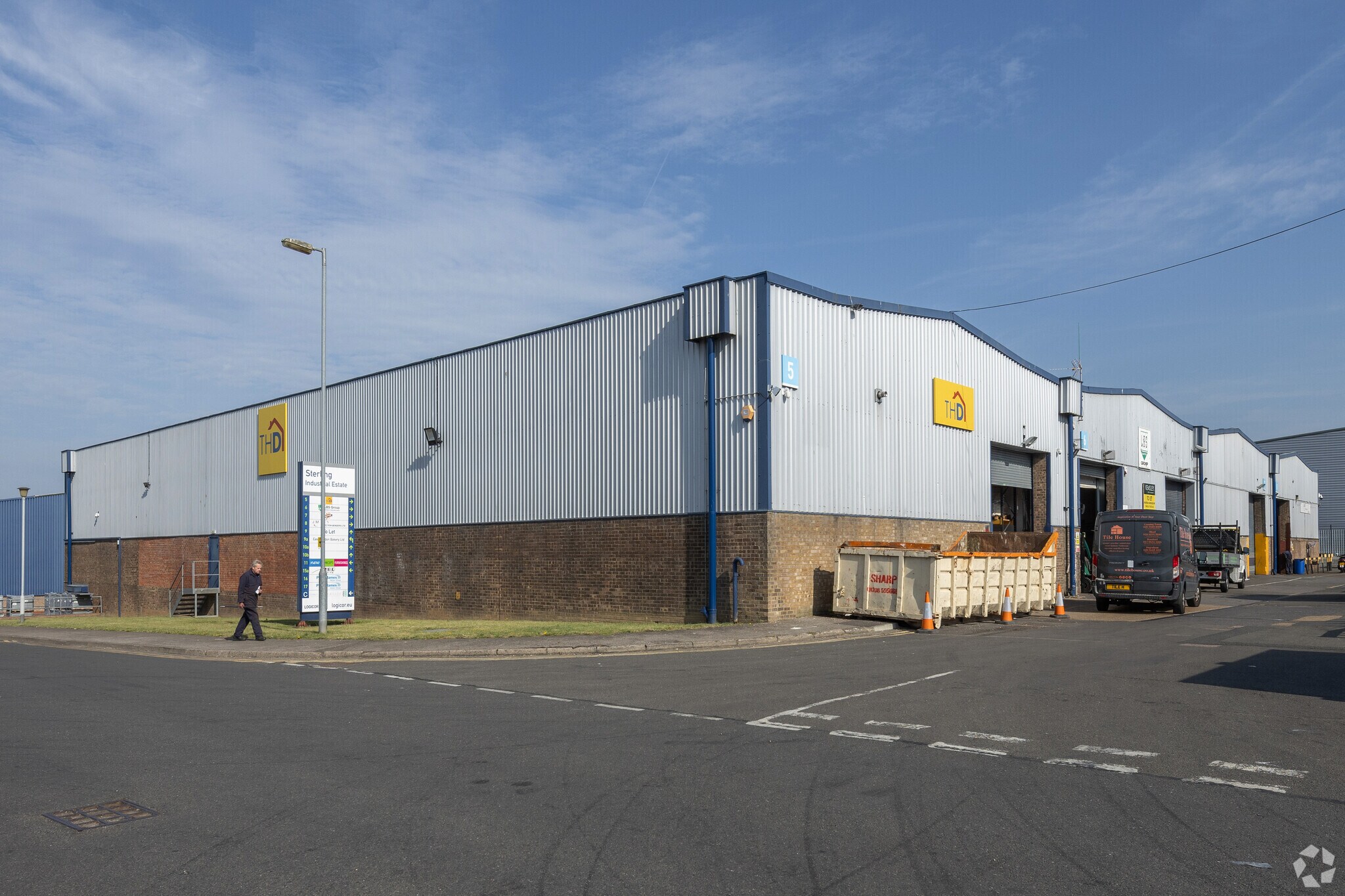 Rainham Rd S, Dagenham for sale Primary Photo- Image 1 of 1