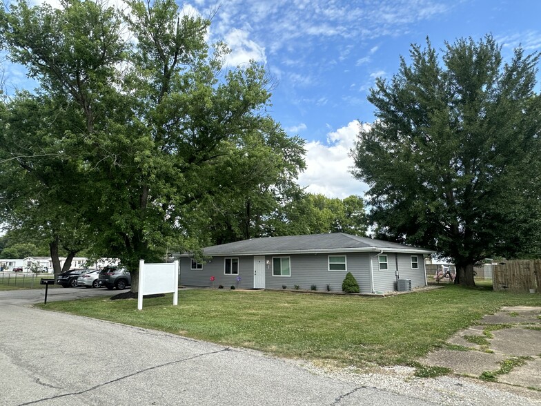 510 Maple Meadows Dr, Arnold, MO for sale - Primary Photo - Image 1 of 9