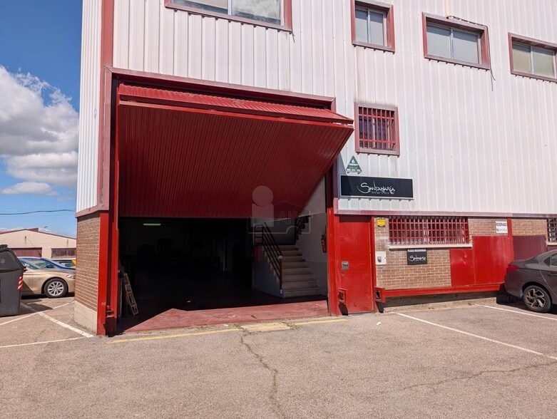 Industrial in Algete, Madrid to rent - Building Photo - Image 2 of 5