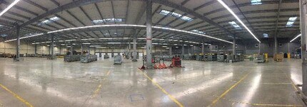 Office in Mitry-Mory to rent Interior Photo- Image 1 of 3