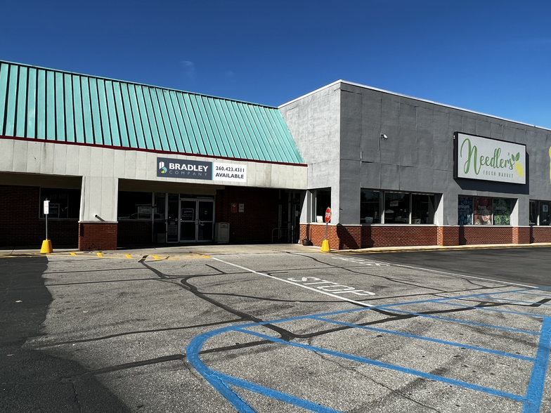 1707-1709 N Walnut St, Hartford City, IN for rent - Building Photo - Image 1 of 8